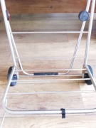 Wózek metalowy na zakupy