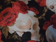 Torba na ramię. Duża, czerwona. Czaszki.