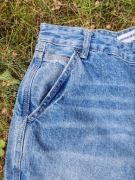 Nowe spodnie Bershka typu Skater n.38