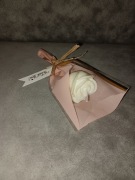 Świeca sojowa mini róża / podziękowanie dla gości 