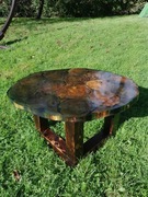 Stolik z żywicy epoksydowej 