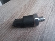 Volvo v40S 1.9 czujnik ciśnienia paliwa 0281002405