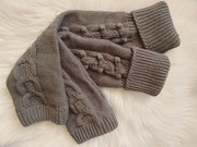 WYPRZEDAZ tanio polskie Nowe szare ocieplacze, getry z pomponami