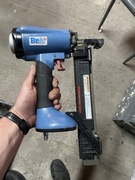 Zszywacze BEA. Okazja