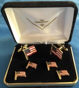 Zestaw spinek i ćwieków do koszuli z flagą USA