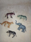 Figurki dzikich zwierząt 