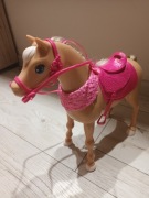 Tańczący konik Barbie , firmy Mattel 