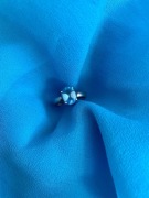 pierścień pierścionek z kamieniem szlachetnym niebieski topaz srebro 925