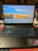 Laptop MSI Cyborg 15 RTX4050 16GB Win 11 jak nowy gwarancja