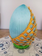 Jajko wielkanocne ze wstążki 