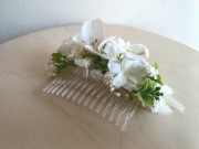 Ozdoba kwiatowa do włosów  na Komunię Świętą lub Biały Tydzień