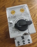 Wyłącznik silnikowy  z wyzwalaczem elektronicznym  PKE 12/XTU 12B  5.5 KW N
