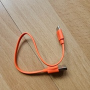 Kabel JBL Ładowarka USB-A USB-C + gumki do słuchawek