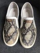 Buty Carinii rozmiar 37