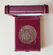 Węgierski Medal Pamiątkowy 1100-lecie Honfoglalás-Szolnok-ETUI. Stan Mennic