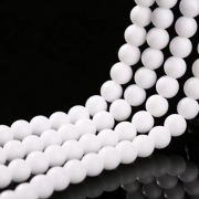 Kamień Onyks Biały Matowy Kula 6 mm., sznurek 19 cm.