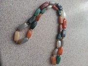 Naszyjnik z kolorowych naturalnych kamieni