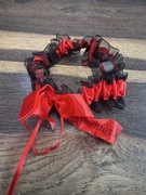 Podwiązka na studniówkę czerwono czarna