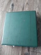 Stary klaser ze znaczkami 