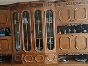 Regał z płyty wiórowej z naturalną okleiną dębową