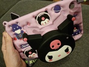 urocza torebka gumowa na ramię z motywem Kuromi