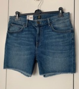 damskie dżinsowe shorty LEE boyfriend rozm.28''