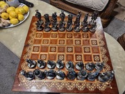 Szachy mosiężne dla kolekcjonera ręcznie wyklejana szachownica