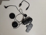 Interkom do kasku motocyklowego.