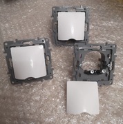 Legrand NILOE przepust kablowy LEGRAND 764546 22432 z ramką