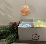 Bombki na choinkę 8 cm własnoręcznie wyszydełkowane 