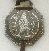 Stary medalion/amulet (Ullr) patron łuczników i narciarzy. Niemcy
