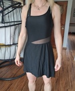 nowy jednoczęściowy strój kąpielowy, rozmiar z metki M ale to raczej S/M,