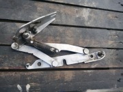 Zawias prawy klapy tył Jetta 1K5827302A LA7W