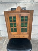 Szafka wiszaca pochodzaca ze Szwecji