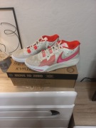 Buty Nike Kyrie 8 