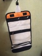 Kosmetyczka męska rozkładana do zawieszenia Head