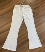 Spodnie dresowe  Boux Avenue roz 40