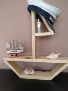 Półka w kształcie statku, Półka statek