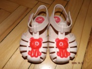 Buty dziecięce r. 22 nowe ZAXY, sandały