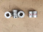 Sprzęgła - bezluzowe kłowe / elastyczne - Nowe