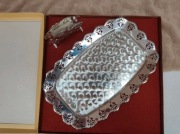 Posrebrzana taca +serwetnik