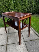 Stary dekoracyjny stolik, niciak, barek