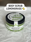 Peeling do ciała z solą morską Lemongrass