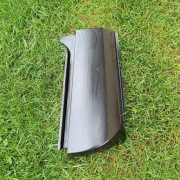 Naroże tylne prawe Fiat 126p 