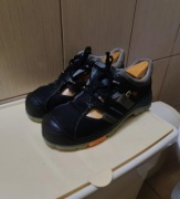 Półbuty buty 41 robocze sportowe zamszowe eleganckie z utwardzanymi czubkam