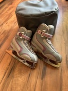 Szare Łyżwy Skórzane z Biało-różowymi Paskami Softec 35-36