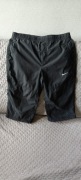 Nike spodenki chłopięce 3/4 oryginalne. S 128-140cm. 8-10 lat.