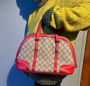 Gucci GG Supreme Top Handle – beżowo-szary + czerwona skóra, 35 cm