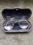 Przedwojenne okularki w etui metalowym gliszowanym