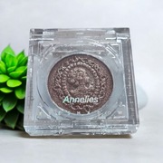 Cień do powiek Annelies odcień 04.